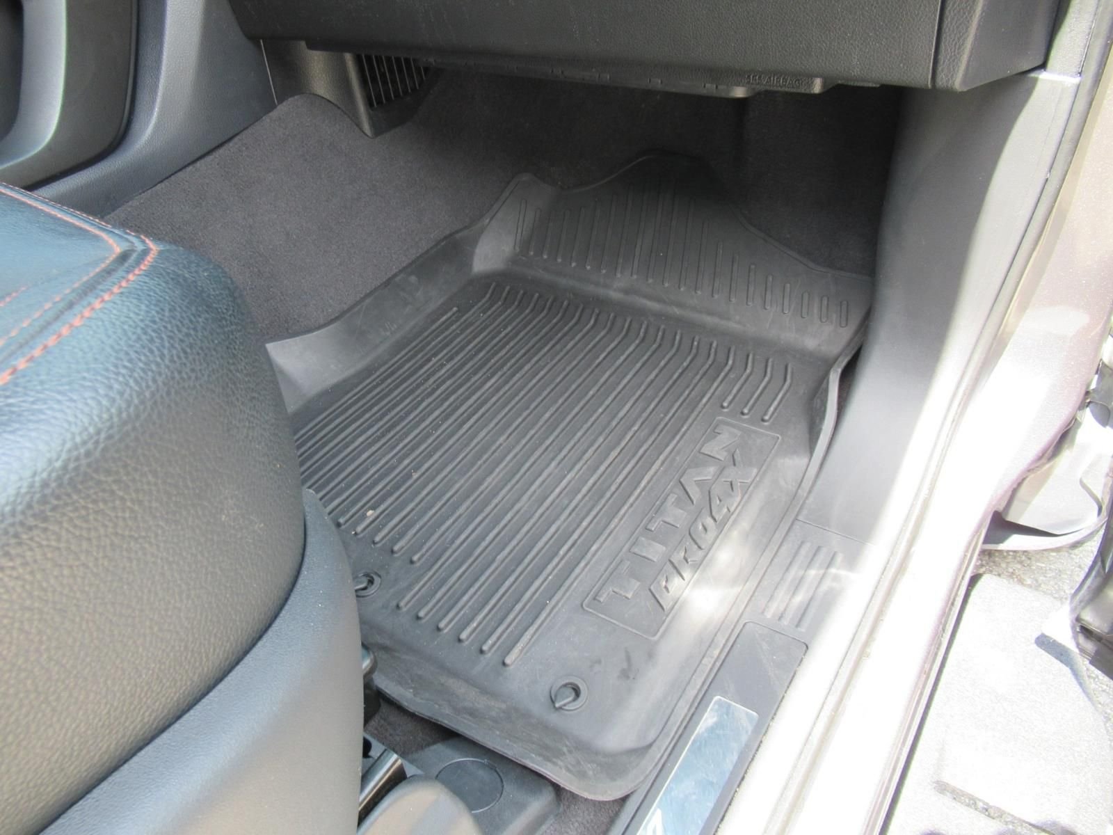 Used 2022 Gray Nissan PRO-4X image 34