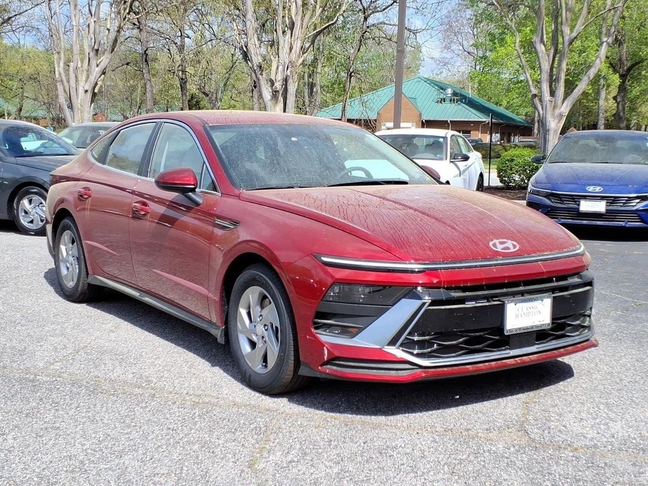 New 2026 Ultimate Red Hyundai SE image 3