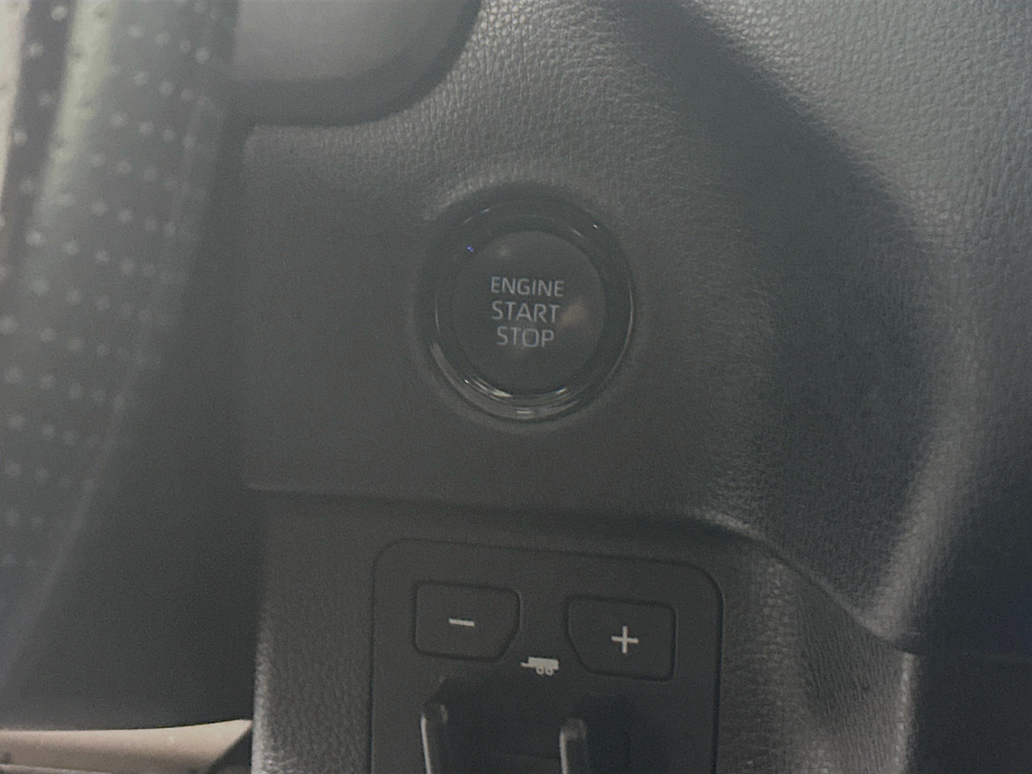 Used 2025 Ice Toyota SR5 image 20