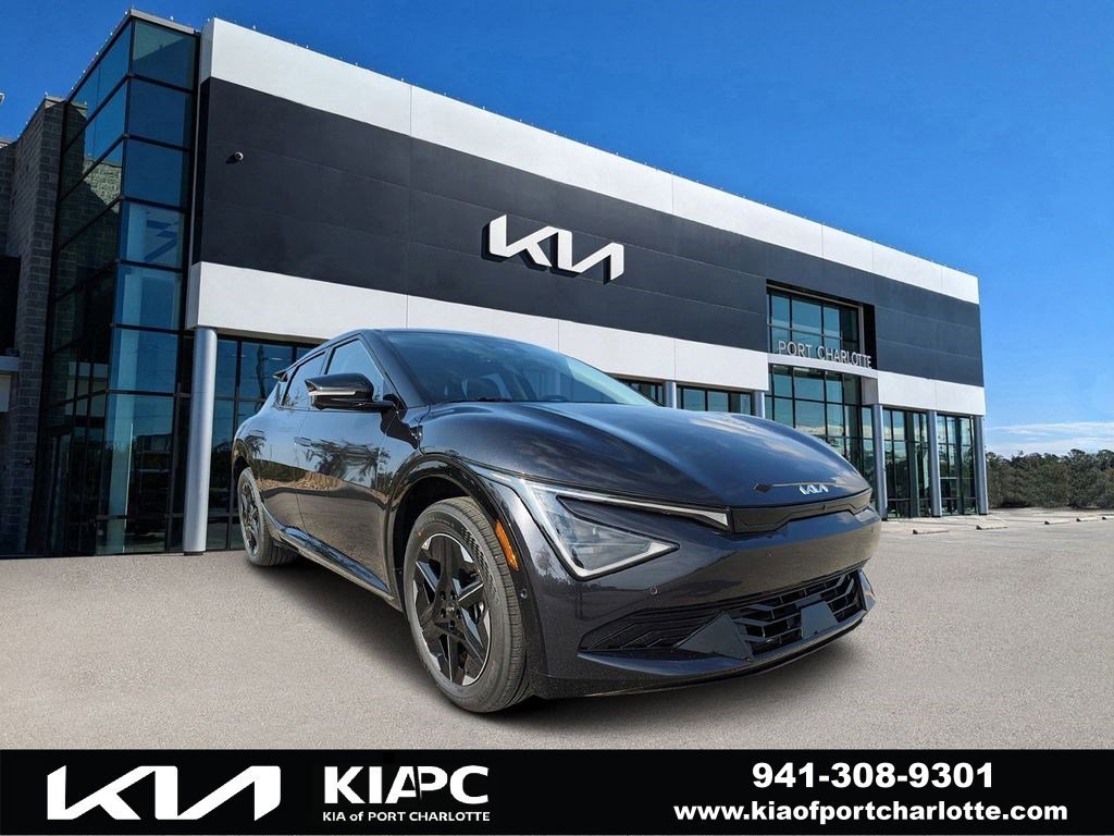 2025 Kia EV6 Wind's photo