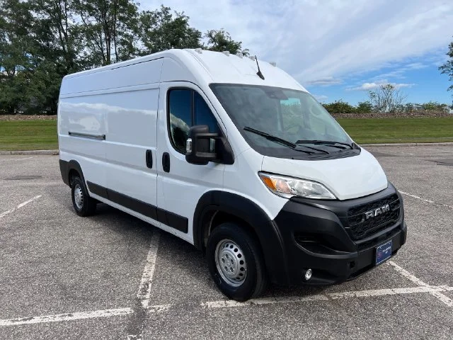 2026 RAM ProMaster Cargo Van Tradesman