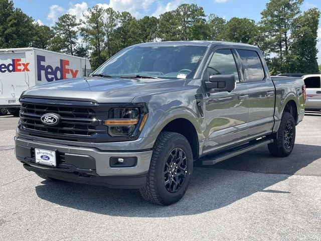 New 2026 Carbonized Gray Metallic Ford XLT image 22