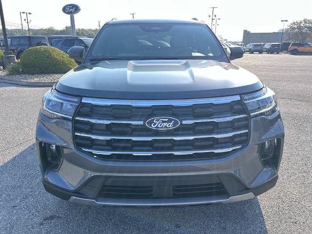 New 2027 Carbonized Gray Metallic Ford Active image 9