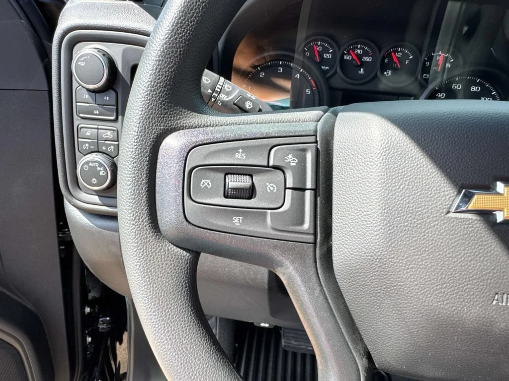 2026 Chevrolet Silverado 2500 HD Custom - Photo 34