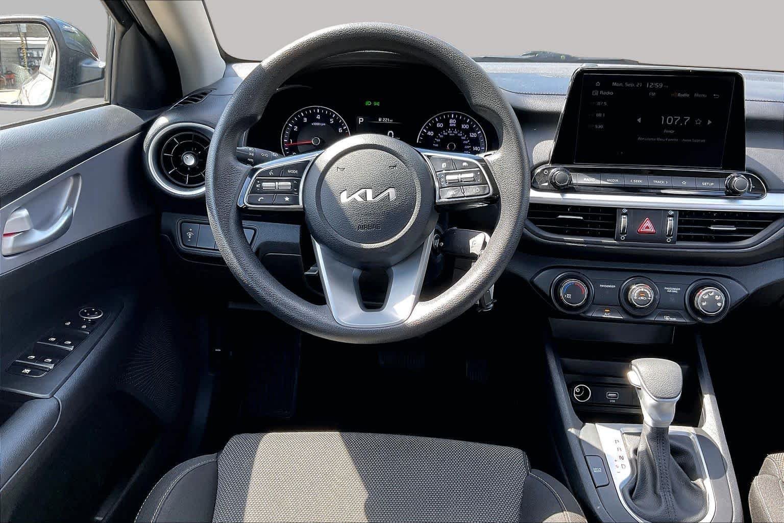Used 2024 Gravity Gray Kia LXS image 6