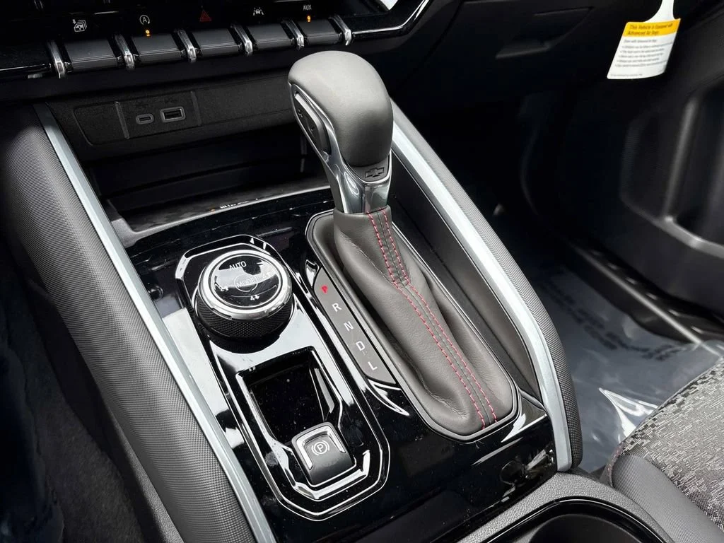 2026 Chevrolet Colorado Z71 - Photo 26