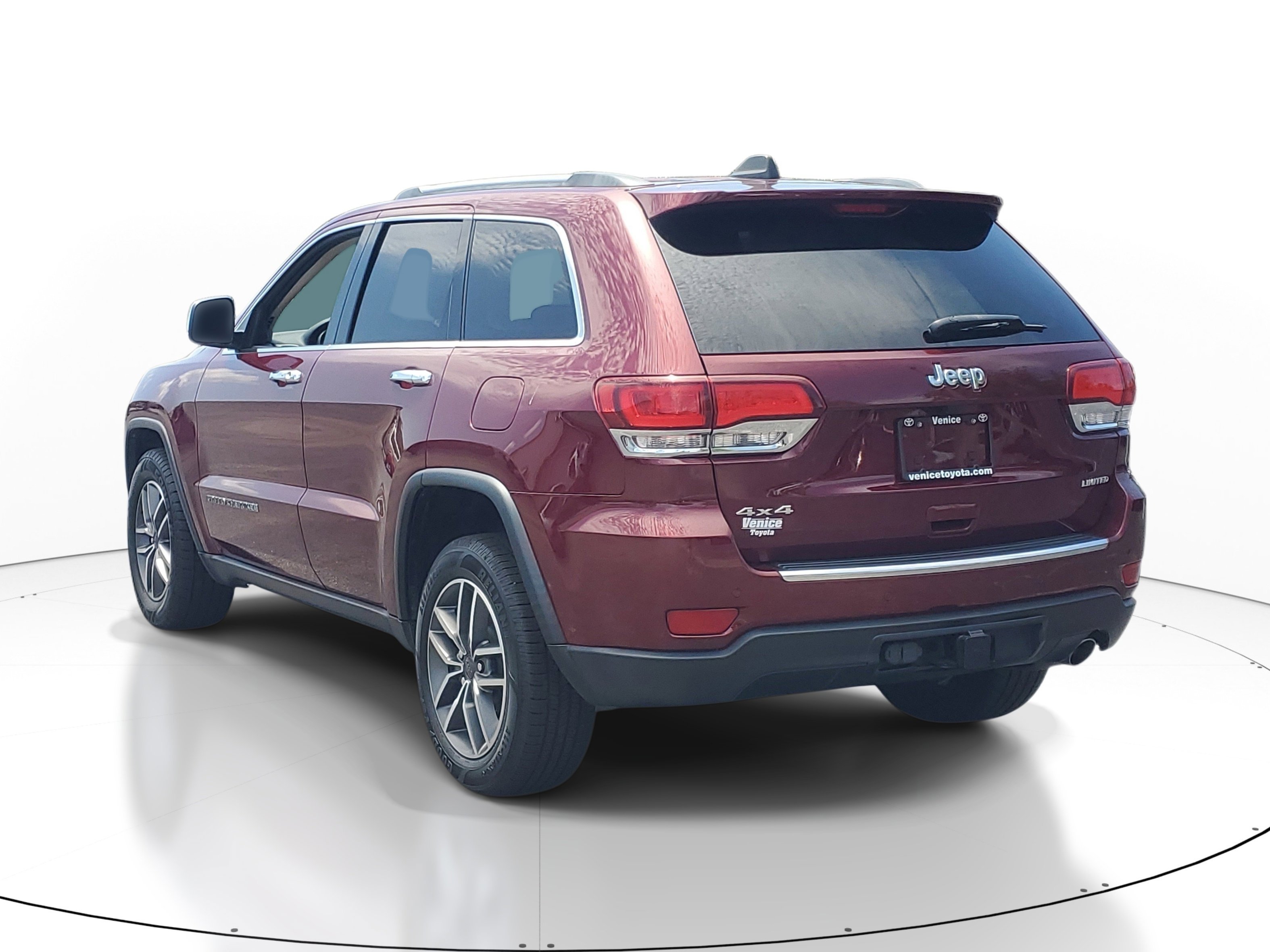 Used 2020 Velvet Red Pearlcoat Jeep Limited image 4