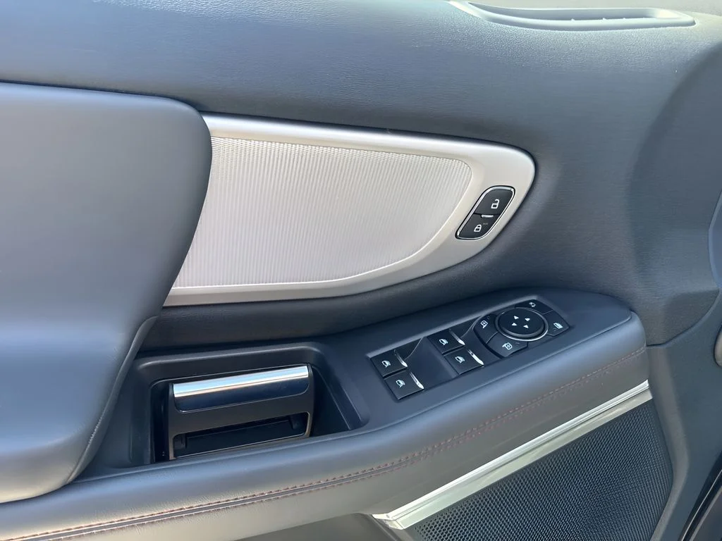 Used 2025 Silver Ford Active image 28