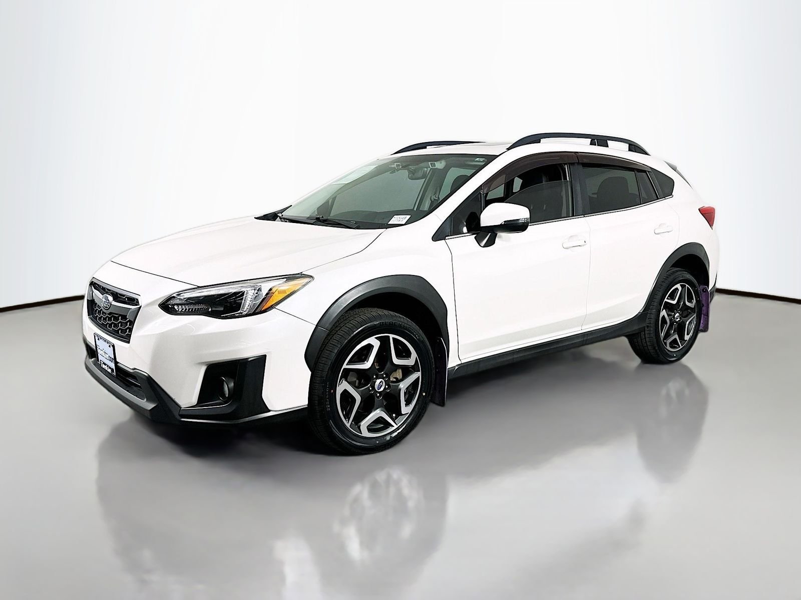 Used 2018 Crystal White Pearl Subaru 2.0i Limited image 3