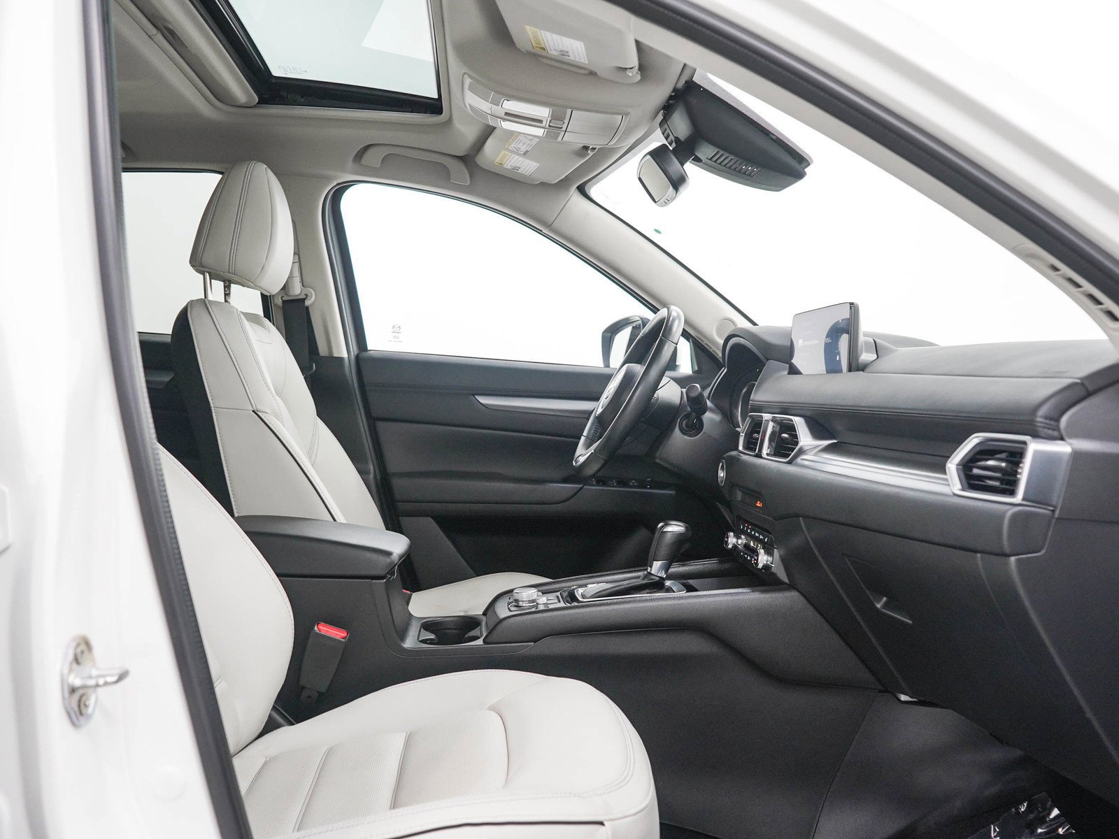 Used 2024 Rhodium White Metallic Mazda 2.5 S Preferred Package image 13