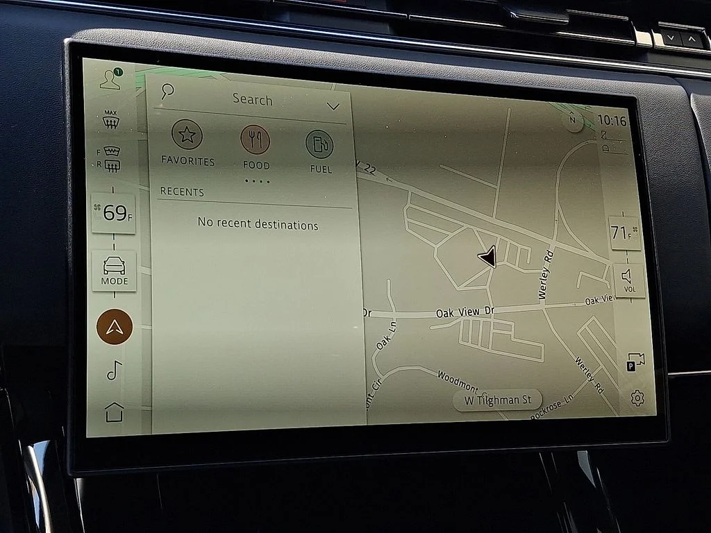 New 2026  Land Rover SE image 15