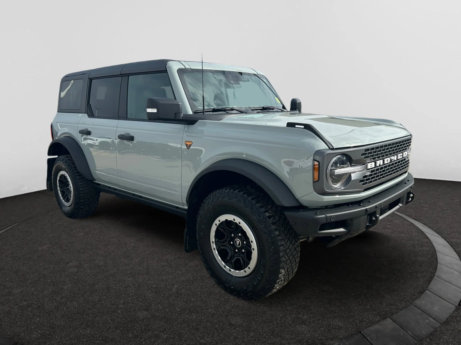 Used 2024 Gray Ford BADLANDS image 7