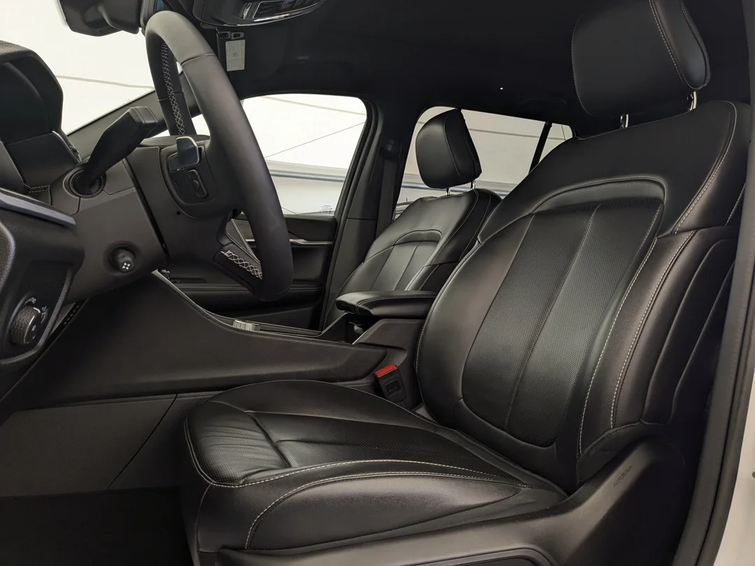 Certified Used 2024 White Jeep Limited - - 4x4 - Luxury Grp II - Safety Grp - Capri Leather - Dual-Pane Sunroof & More! image 15