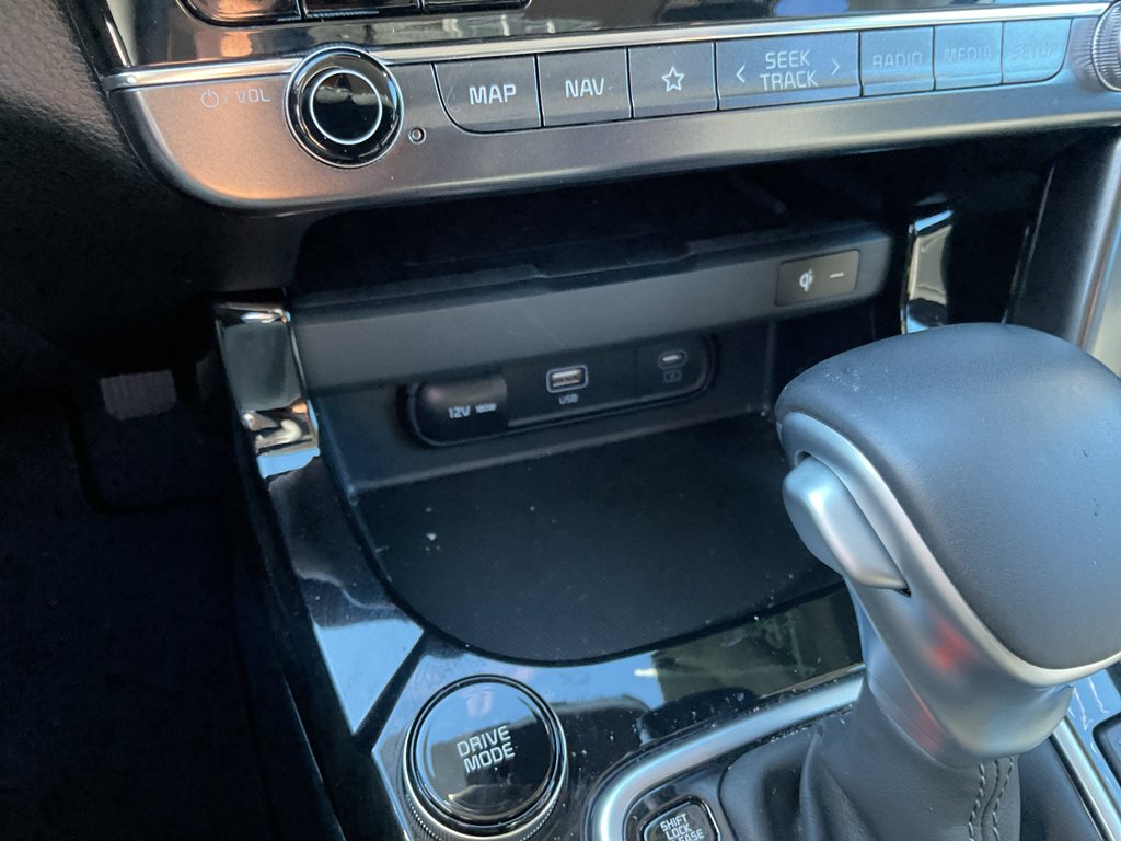 Used 2026 Snow White Pearl Kia EX image 20