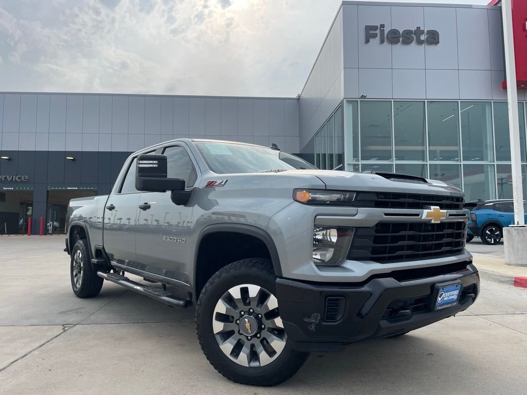 Used 2024 Gray Chevrolet Custom image 1