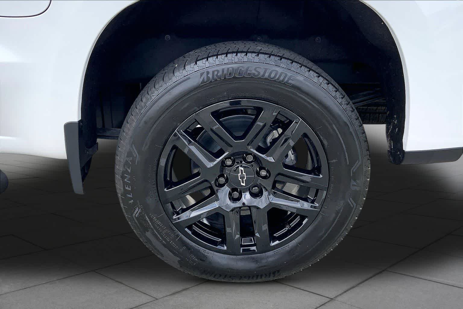 Used 2026 Summit White Chevrolet RST image 13