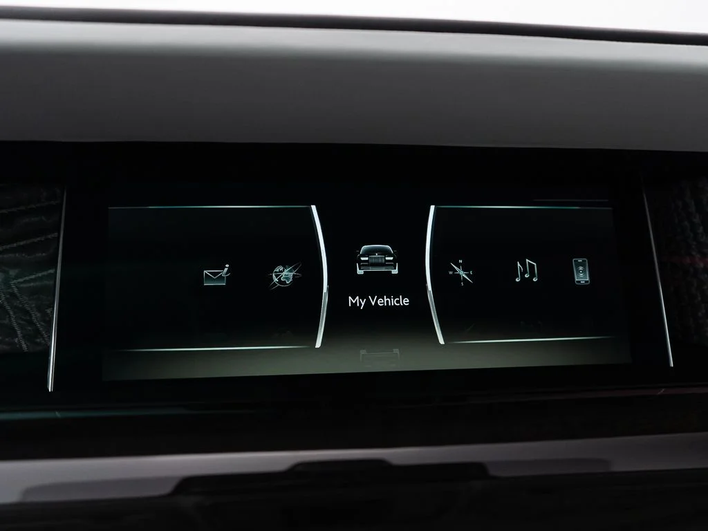 Certified Used 2023 Bespoke Crystal over Arctic White Rolls-Royce  image 47