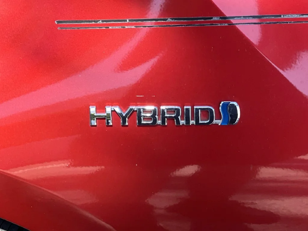 Used 2017 Red Toyota Four image 31