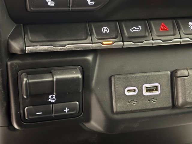 Used 2022 Red Chevrolet LT image 33