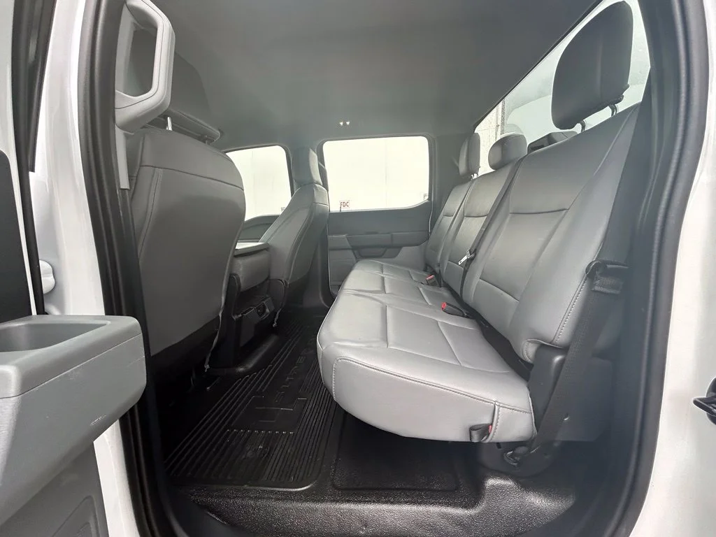 Certified Used 2025 Oxford White Ford XL image 35