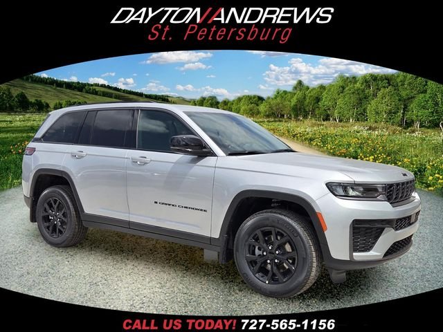 2026 Jeep Grand Cherokee Laredo Altitude