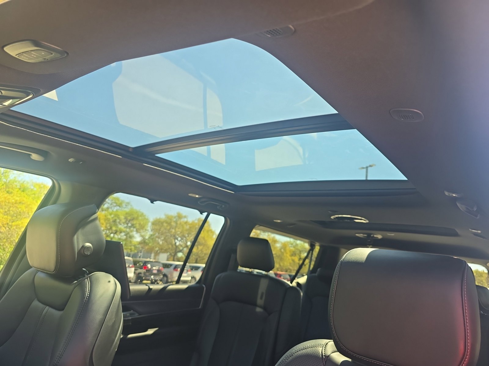 New 2026 Baltic Gray Metallic Clearcoat Jeep Limited Altitude image 19