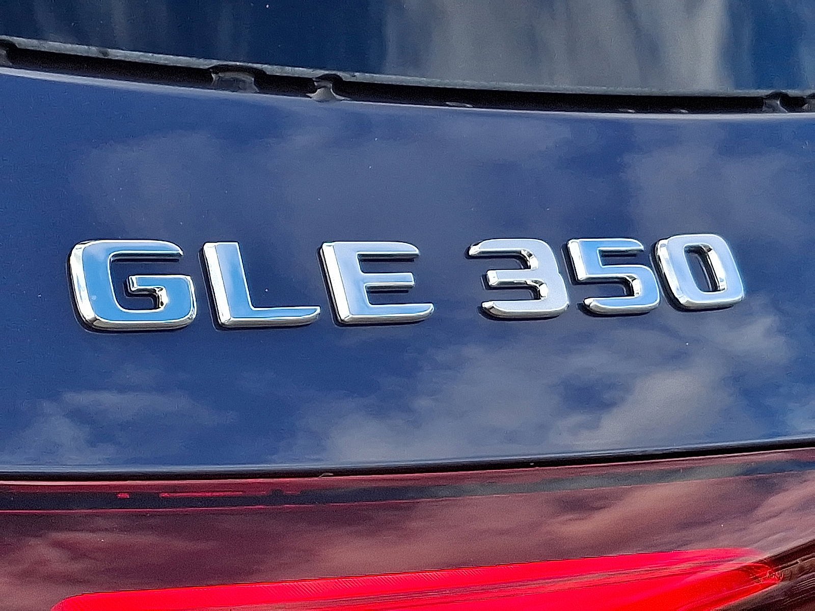 Used 2026 Twilight Blue Metallic Mercedes-Benz GLE 350 image 15