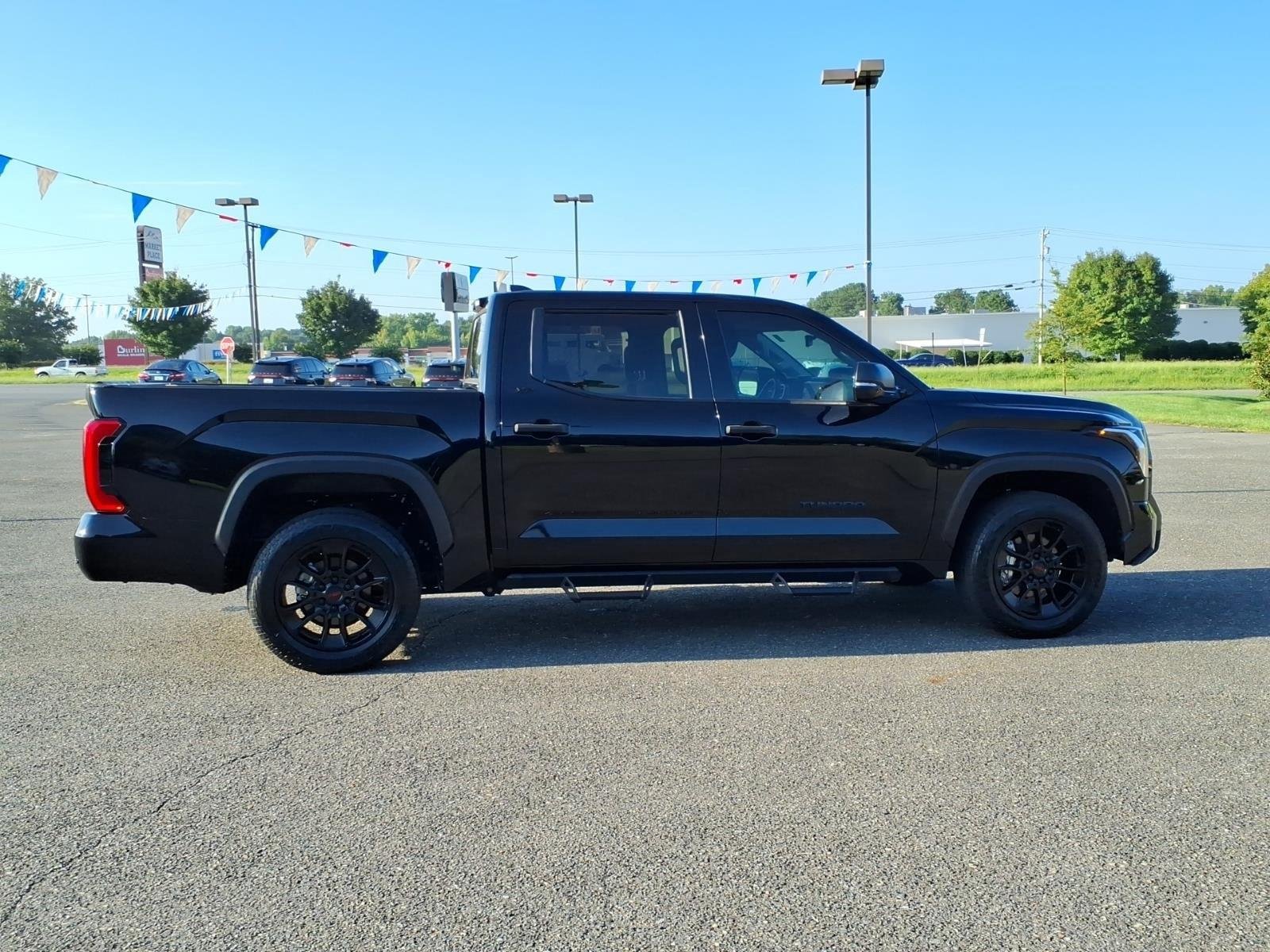 Used 2023 Midnight Black Metallic Toyota SR5 image 11