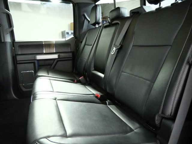 Used 2015  Ford Lariat image 17