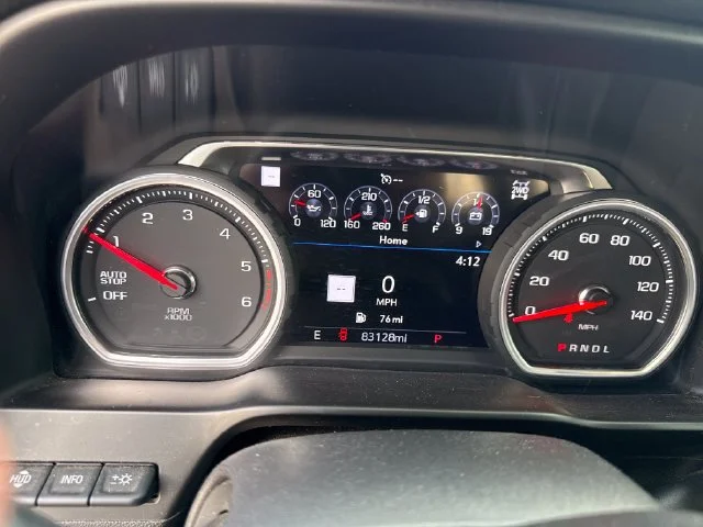 Used 2020 IRIDESCENT PEARL TRICOAT Chevrolet High Country image 19