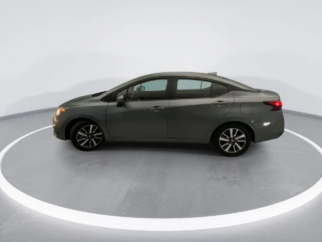 Used 2021 Gray Nissan 1.6 SV image 3