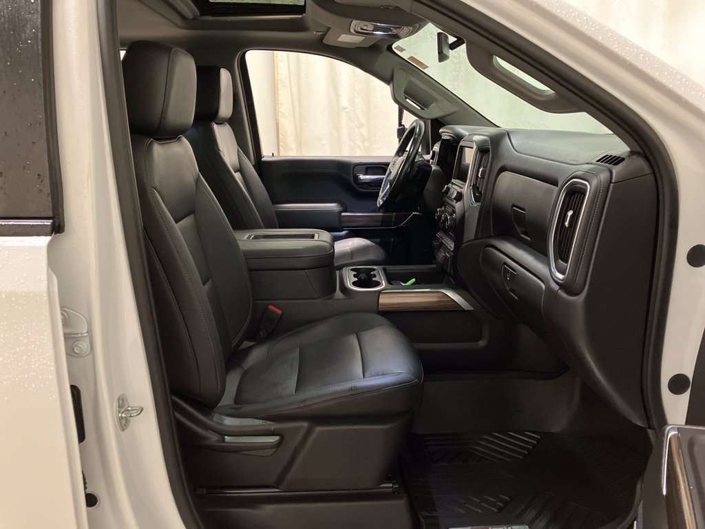 Used 2021 Summit White Chevrolet RST image 21