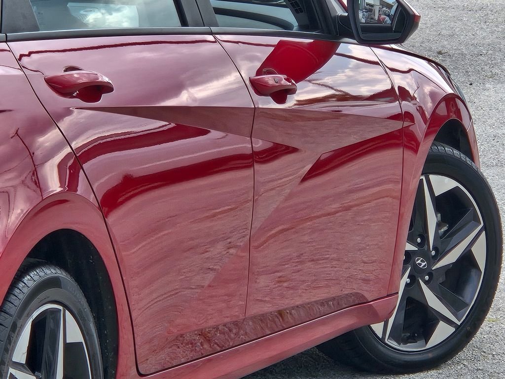 Used 2023 Red Hyundai SEL image 18