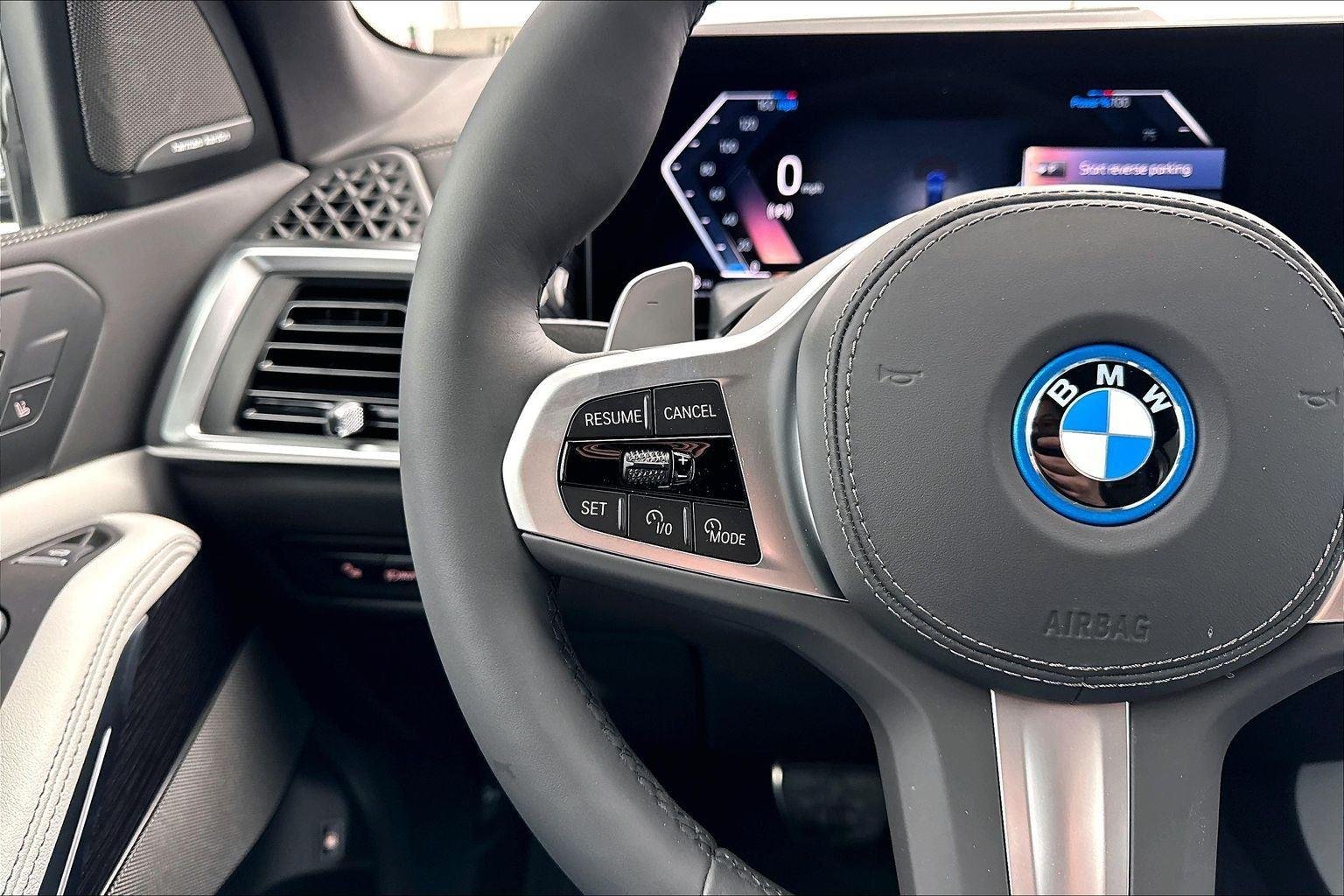 New 2026 Tanzanite Blue II Metallic BMW xDrive50e image 15