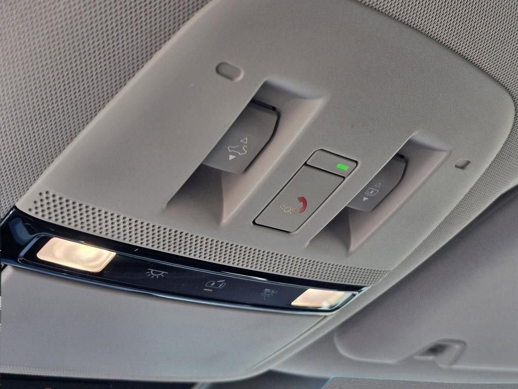 New 2026 Everest White Pearl TriCoat Nissan Platinum image 26