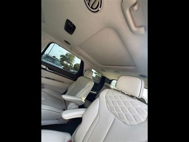 Used 2020 Black Hyundai Limited image 8
