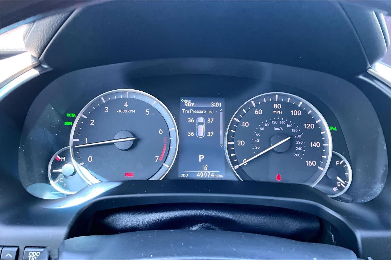 Used 2018 Silver Lining Metallic Lexus  image 24