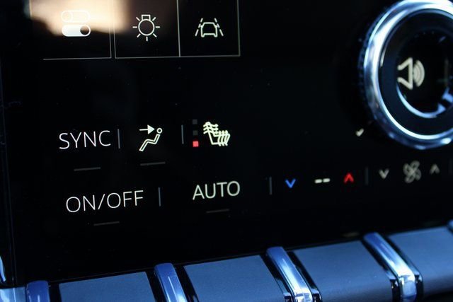 2026 GMC Acadia Elevation - Photo 15
