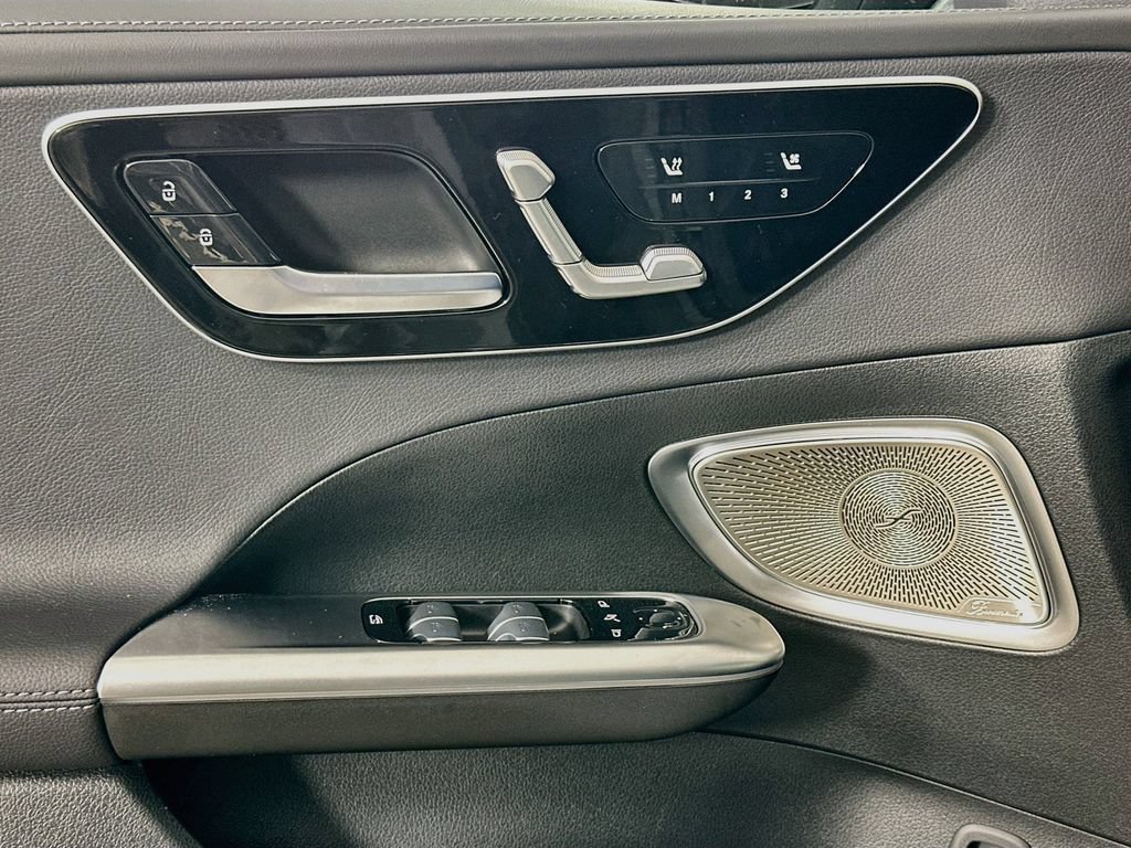 New 2026 MANUFAKTUR Alpine Grey Mercedes-Benz C 300 image 49