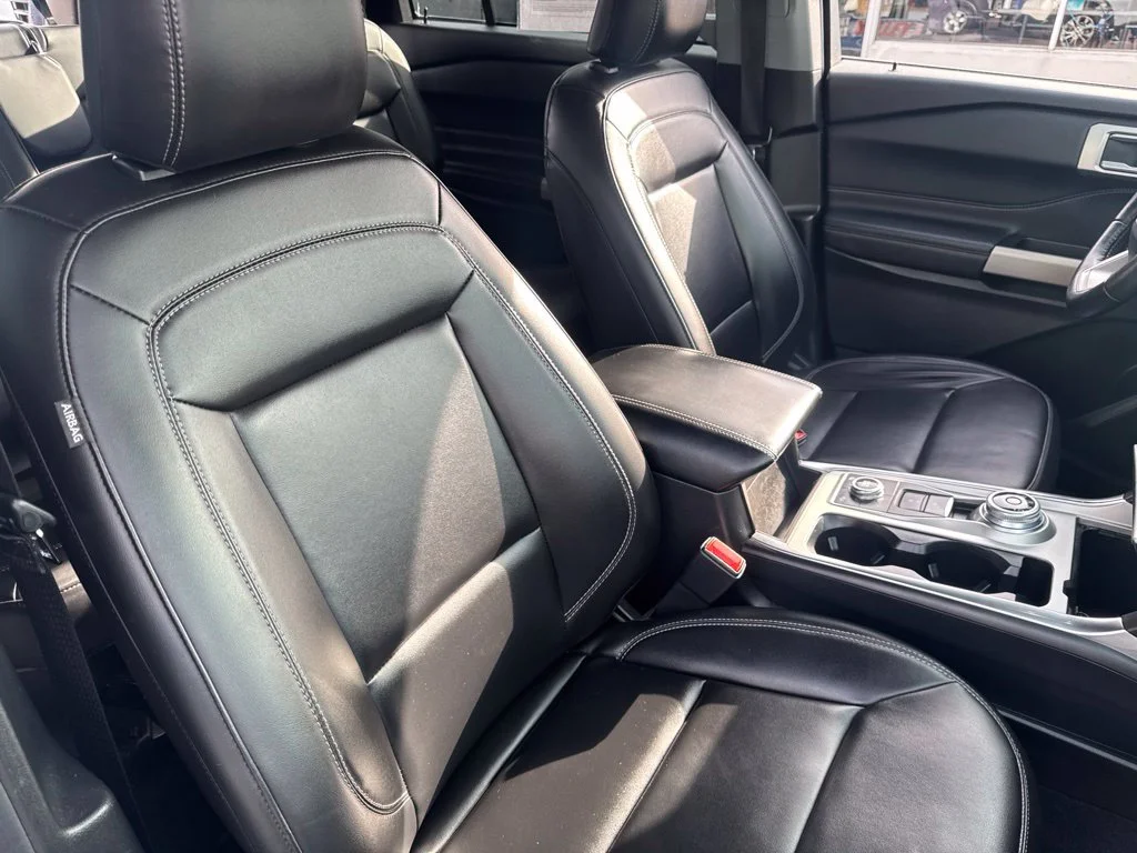 Used 2022 White Metallic Ford XLT image 38