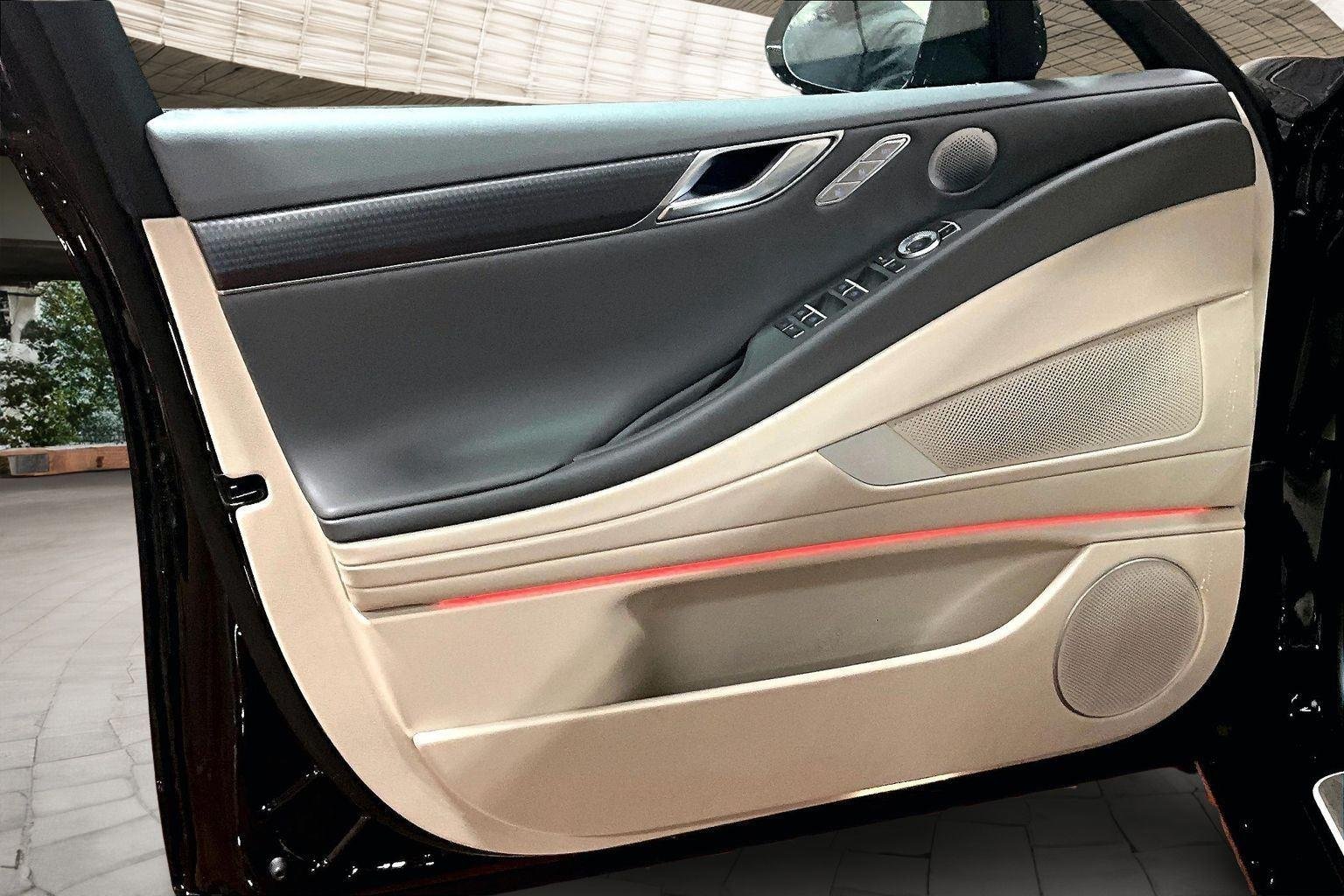 New 2026 Vik Black Genesis 2.5T SPORT PRESTIGE image 9