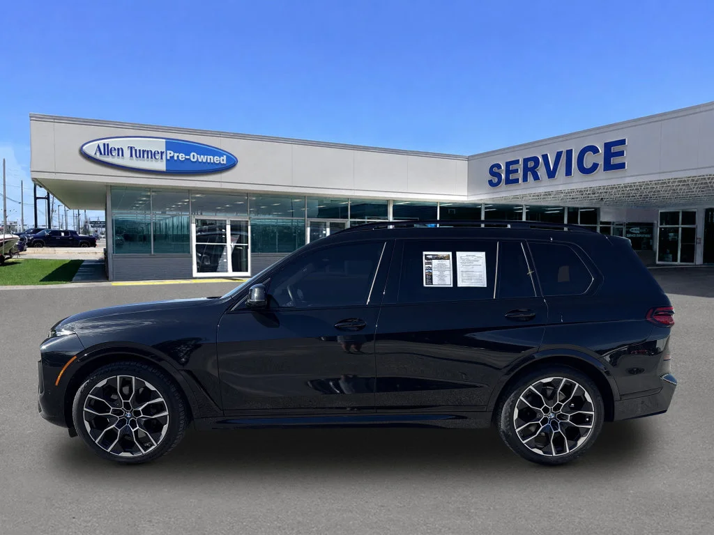 Used 2024 Black Sapphire Metallic BMW xDrive40i image 5