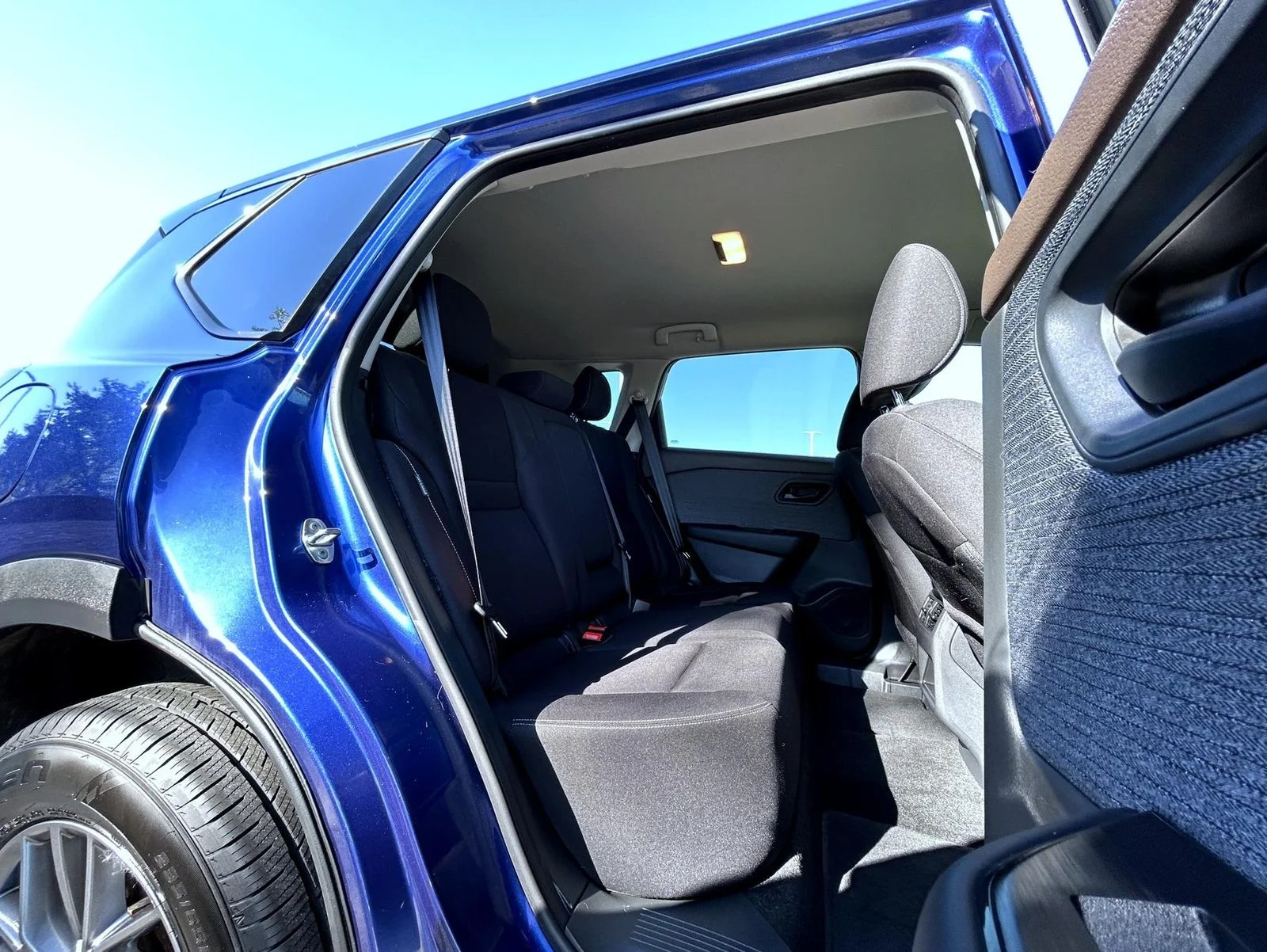 Certified Used 2023 Blue Nissan S image 18