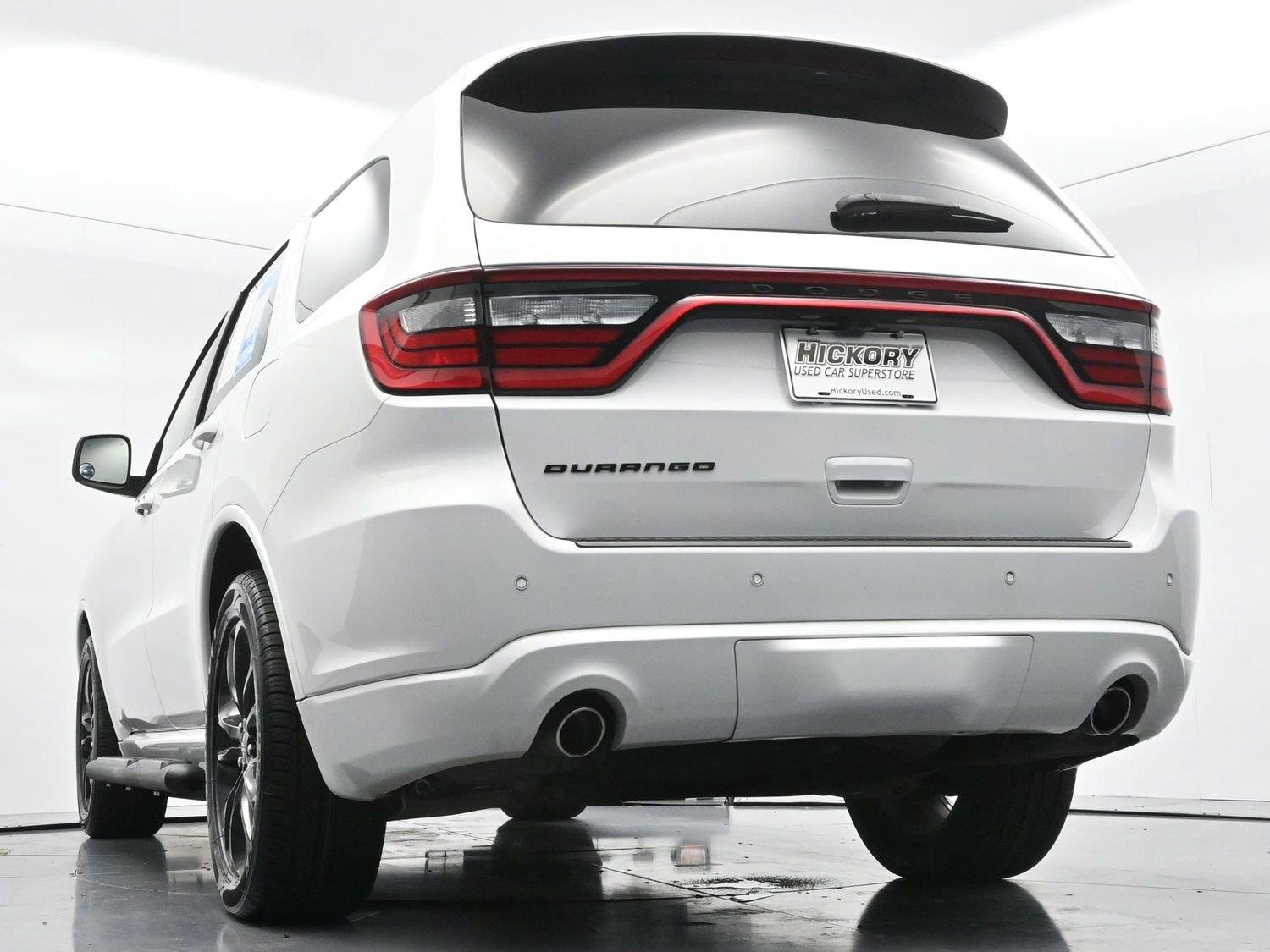 Used 2022 White Knuckle Clearcoat Dodge SXT image 52