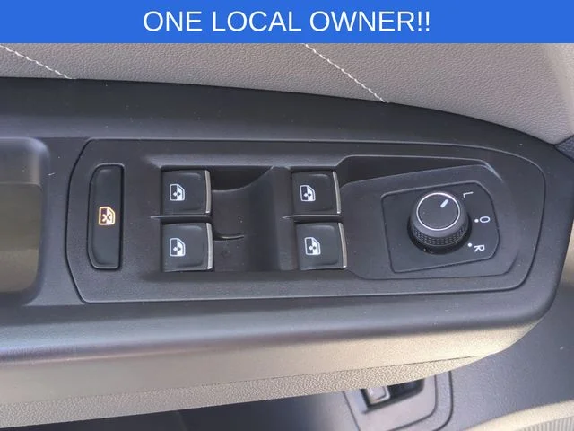 Used 2023  Volkswagen 3.6L V6 SE w/Technology image 14