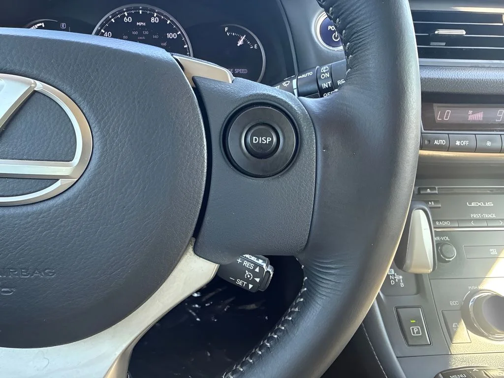 Used 2015 Black Lexus 200h image 16