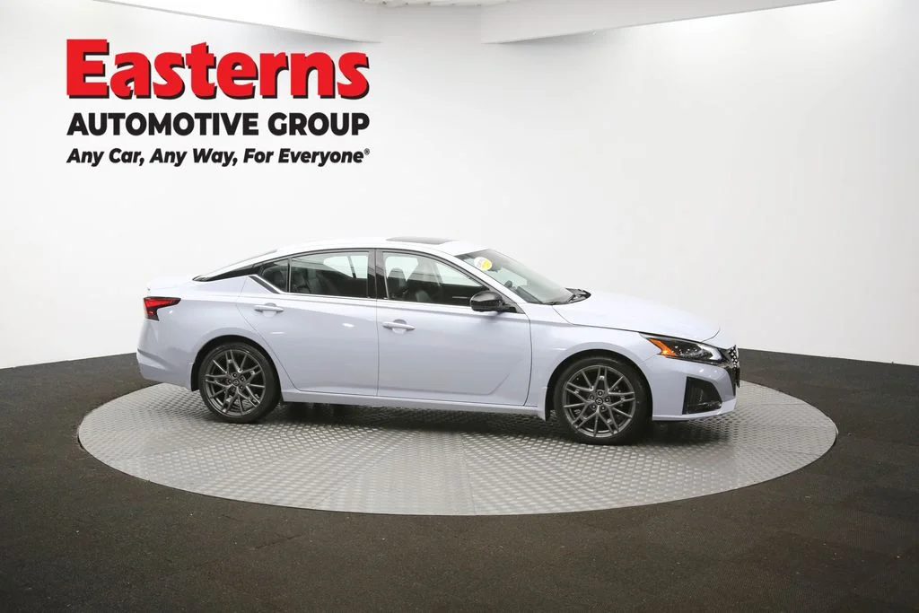Used 2023 Gray Nissan 2.0 SR image 45