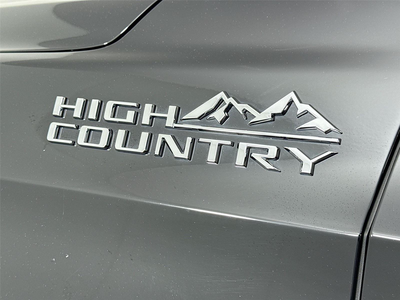 Used 2024 Black Chevrolet High Country image 15