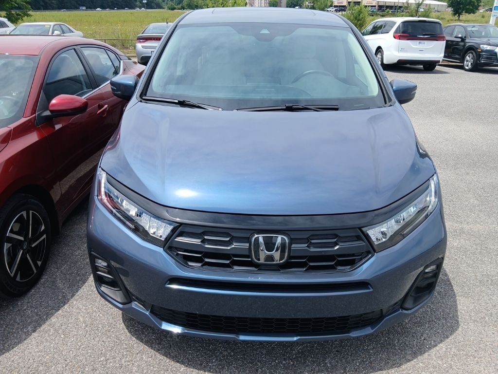 2025 Honda Odyssey's photo