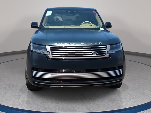 New 2026 British Racing Green Satin Land Rover SV image 2